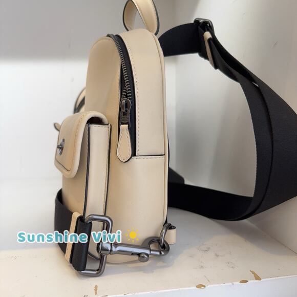 NWT COACH Small Turnlock Sling Pack Smooth Leather Backpack Bag Ivory CAJ28 - Picture 4 of 11